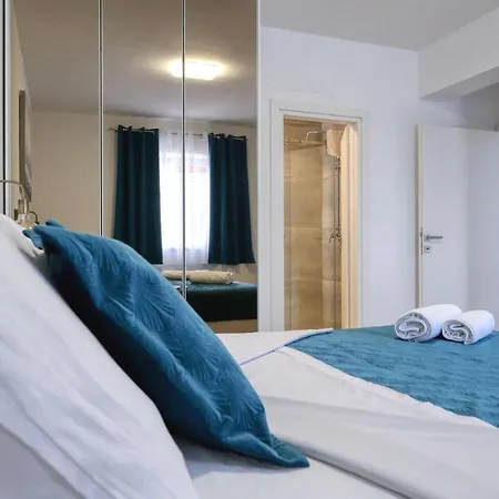 Lumea With Heated Pool